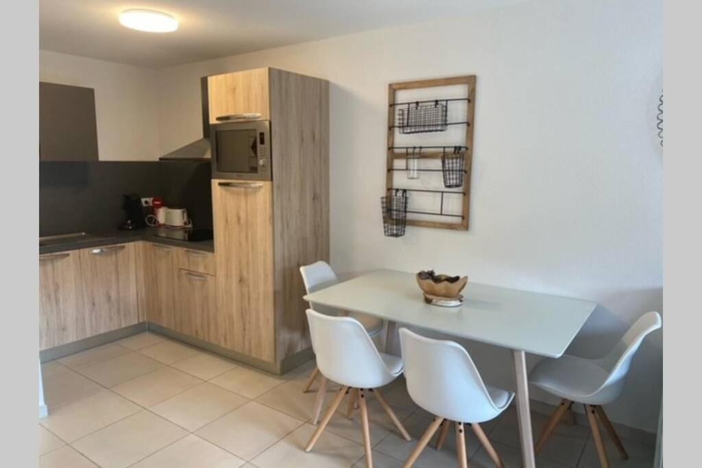 Appartement De Charme Dans Residence Avec Piscine La Joue Du Loup Le Devoluy Ngoại thất bức ảnh